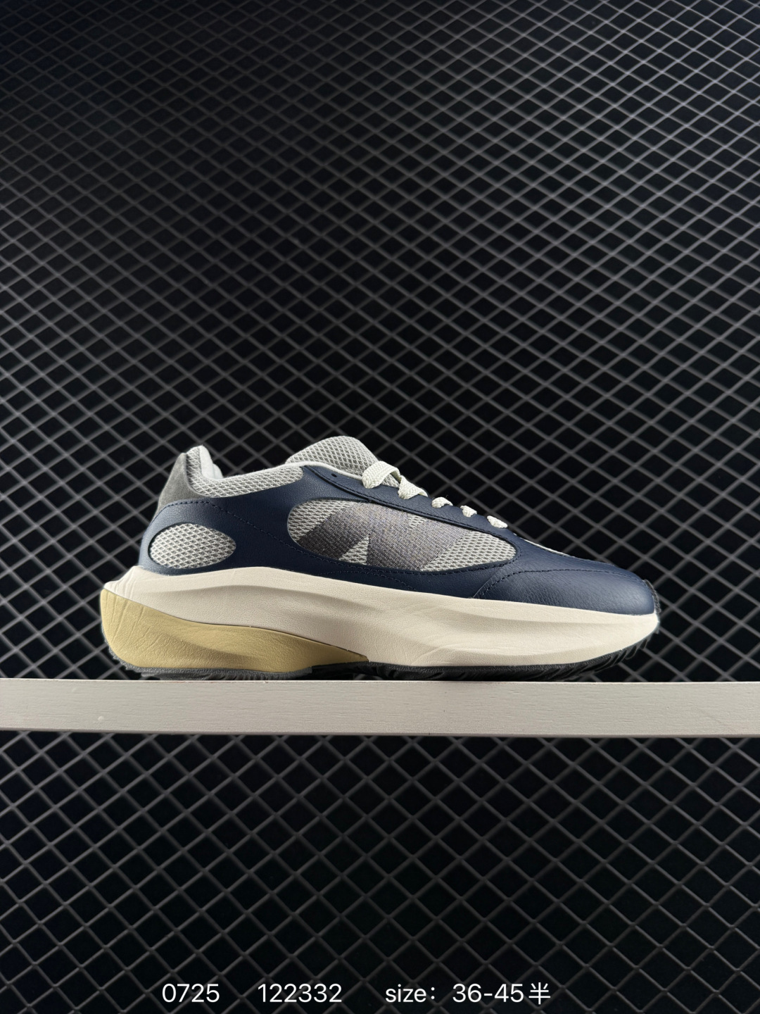 New Balance Warped Runner UWRPOMOB